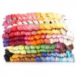 Pack of 100 Embroidery Skeins Red / Yellow