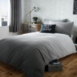 Ombre Seersucker Striped Charcoal Duvet Cover and Pillowcase Set Charcoal (Grey)