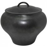 Cast Iron Medium Cooking Pot Black