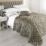 Limoges Bedspread Taupe (Cream)