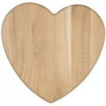 T&G Heart Oak Chopping Board Brown