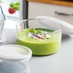 Pyrex Medium Round Dish with Lid Clear