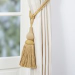 Contemporary Single Tieback Brick Gold