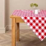 Red Gingham Check Tablecloth Red / White