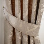 Versailles Natural Tiebacks Light Brown / Natural