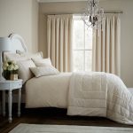 Antique Lace Cream Bedspread Cream