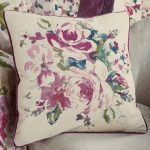 Misty Moors Plum Cushion Cream / Purple