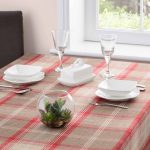 Highland Red Check Tablecloth Red / Brown