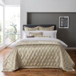5A Fifth Avenue Chrysler Champagne Bedspread Champagne (Gold)