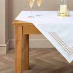 5A Fifth Avenue White Large Tablecloth White