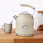 Retro 1.7L 3kW Cream Jug Kettle Cream