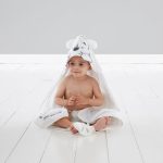 Disney Winnie the Pooh Cuddle Robe and Mitt Cream