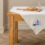 Heavenly Hummingbird Tablecloth Natural
