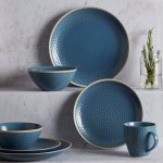 Gordon Ramsay by Royal Doulton Maze Grill 16 Piece Dinner Set Blue