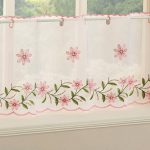 Daisy Pink Cafe Curtain Pink