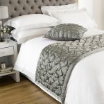 Riva Paoletti Limoges Bed Runner Grey, Taupe (Cream)