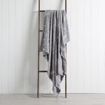 Geo Fleece Foil Printed 130cm x 170cm Throw Grey