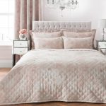 Rosalind Pink Jacquard Bedspread Pink