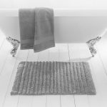 Ribbed Silver Bath Mat Silver