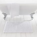 Ribbed White Bath Mat White