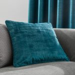 Ruben Velvet Teal Cushion Teal (Blue)
