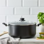 Essentials Aluminium 32cm Stock Pot Black