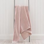 Thermosoft Semi Plain Blush Throw Pink