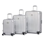 IT Luggage Crusader Silver Hard Shell 21 Inch Cabin Case Silver